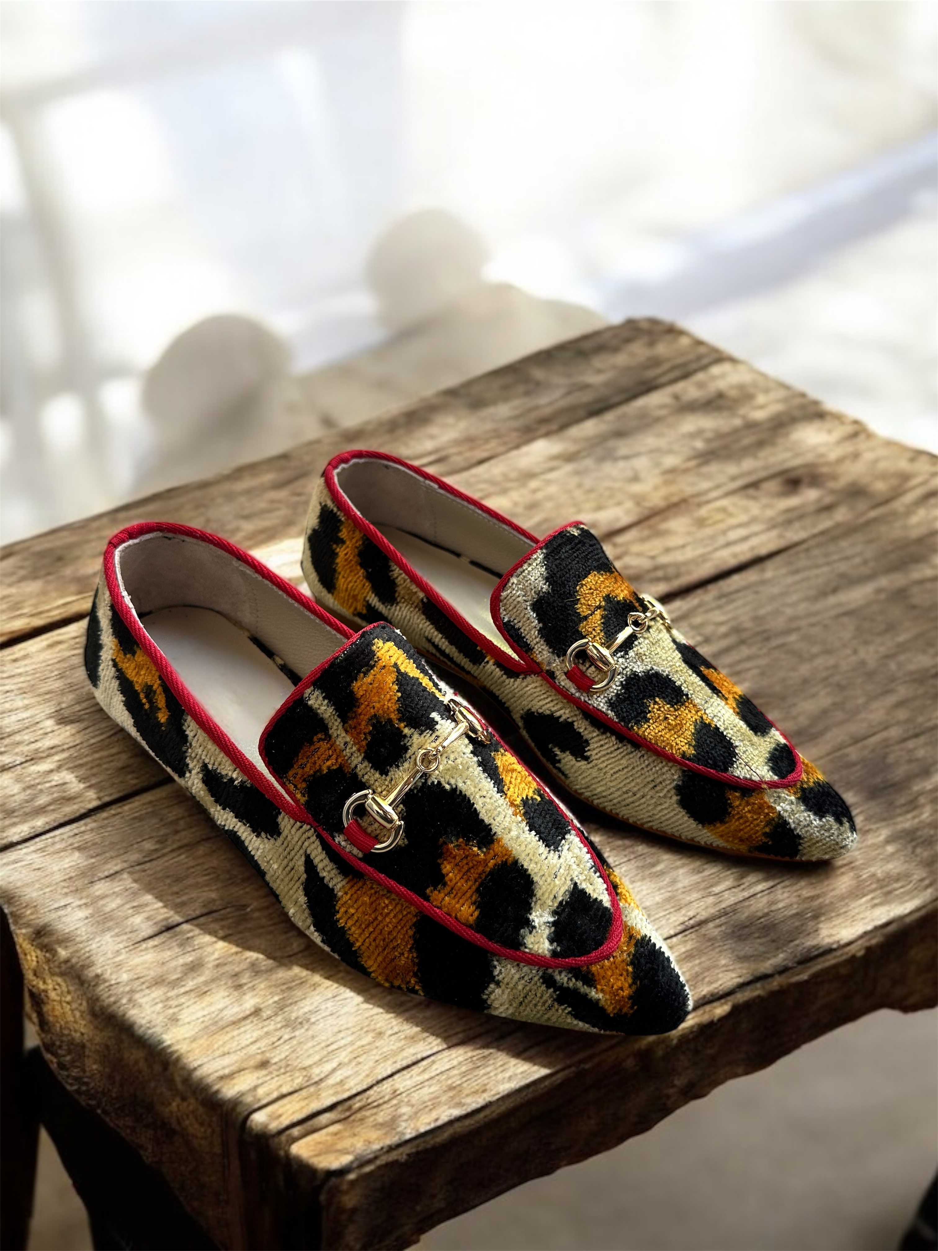 Pointed Toe Shoe